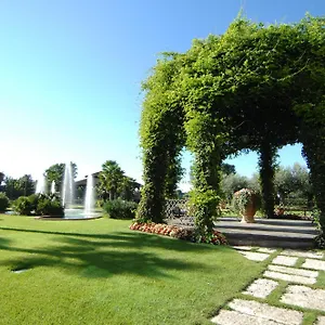 رويال جاردن 4* أسّاغو
