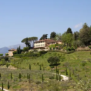 https://relais-farinati.it-tuscanyhotel.com